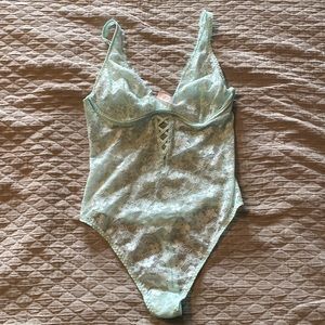 NWOT Victoria’s Secret Lace and Mesh Thong Teddy